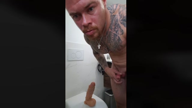 Assfuck123  10-09-2022